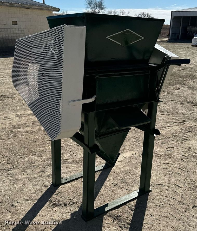 image for item NF9308 Henke roller mill