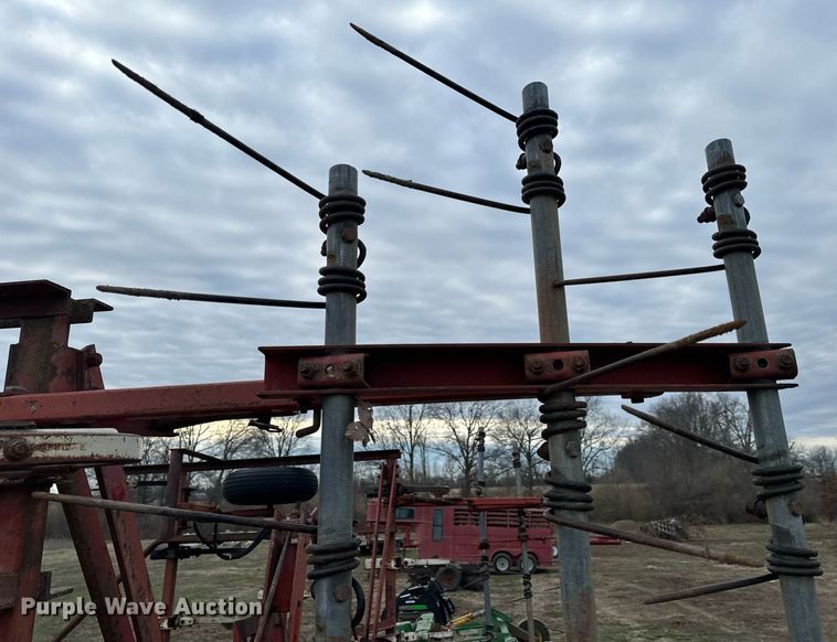 image for item NI9051 International field cultivator