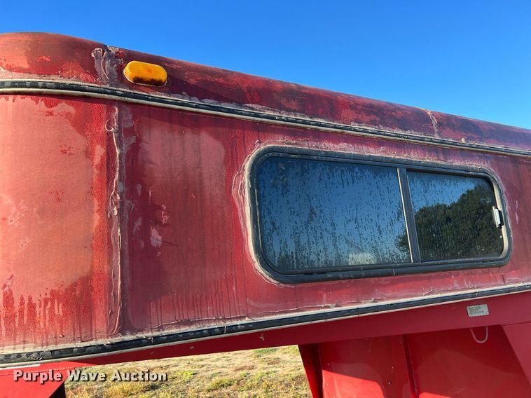 image for item NI9052 1999 Wilhite & Company livestock trailer