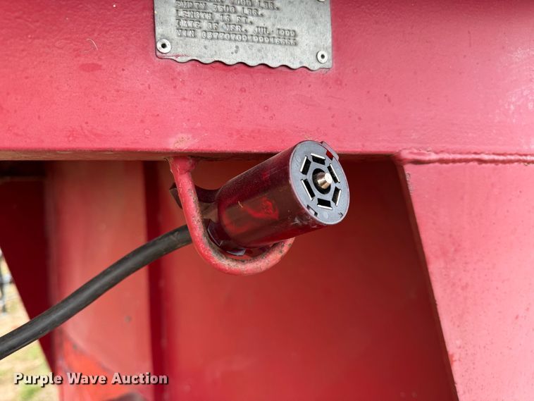 image for item NI9052 1999 Wilhite & Company livestock trailer