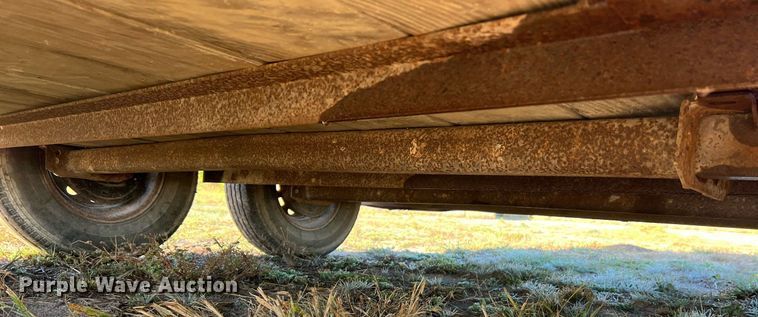 image for item NI9052 1999 Wilhite & Company livestock trailer