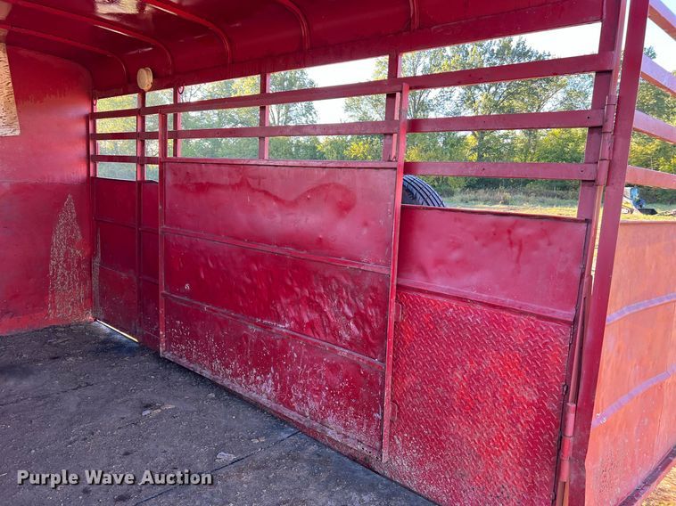 image for item NI9052 1999 Wilhite & Company livestock trailer