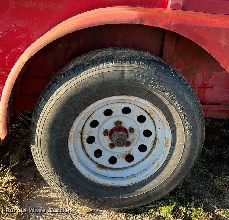 image for item NI9052 1999 Wilhite & Company livestock trailer