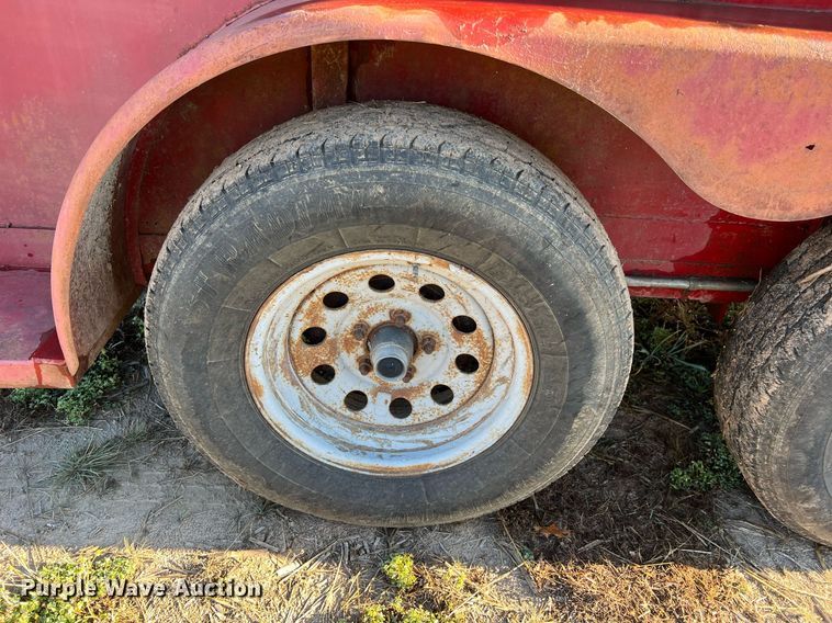 image for item NI9052 1999 Wilhite & Company livestock trailer