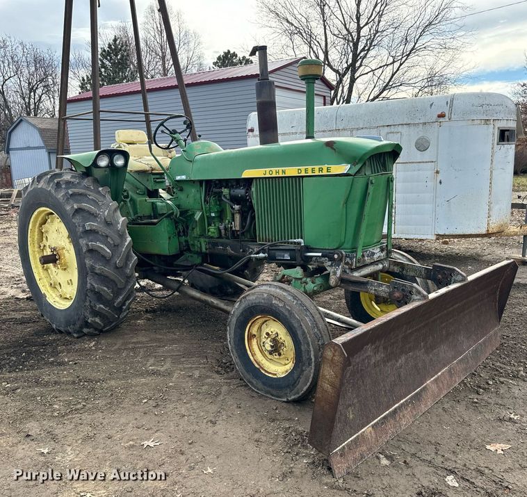 image for item NI9758 1966 John Deere 3020 tractor