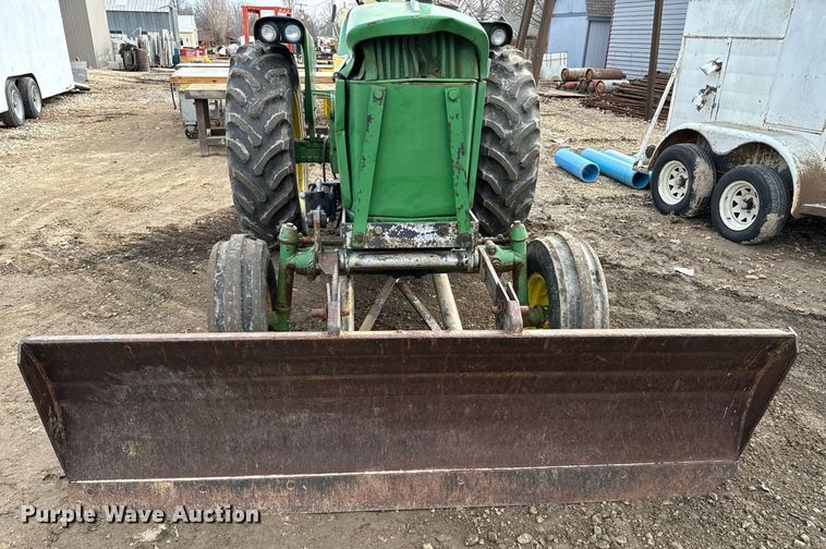 image for item NI9758 1966 John Deere 3020 tractor