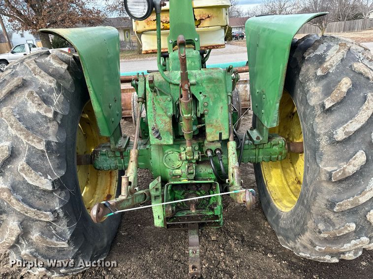 image for item NI9758 1966 John Deere 3020 tractor
