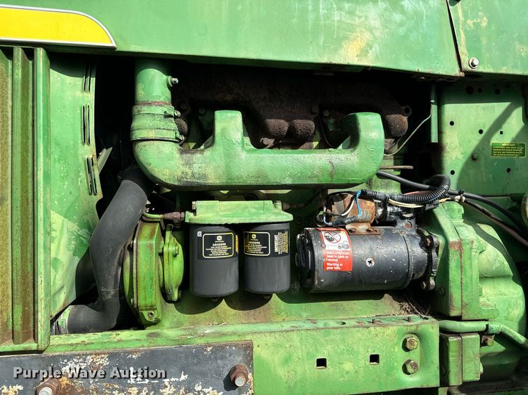 image for item NI9758 1966 John Deere 3020 tractor