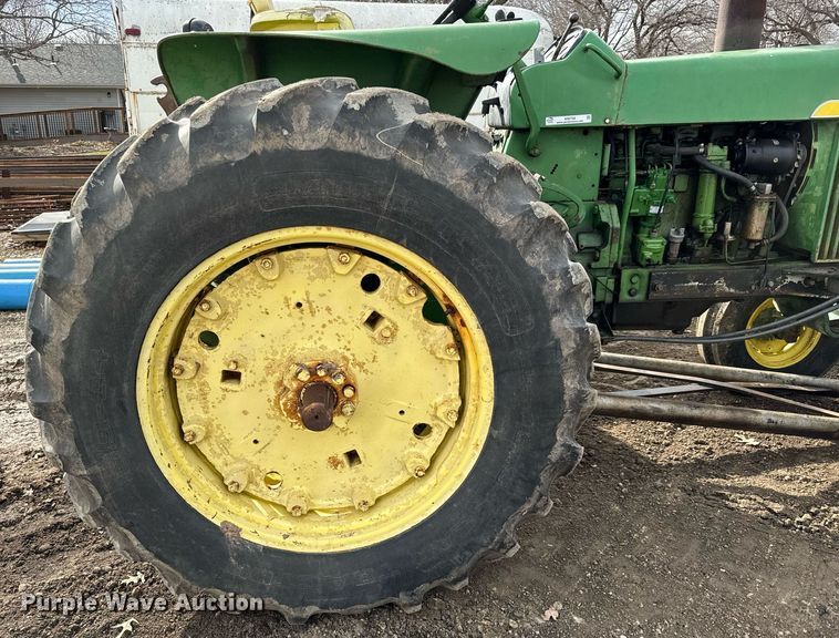 image for item NI9758 1966 John Deere 3020 tractor
