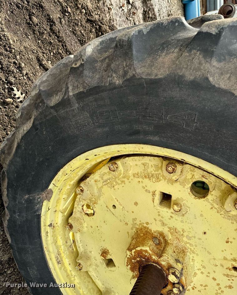 image for item NI9758 1966 John Deere 3020 tractor