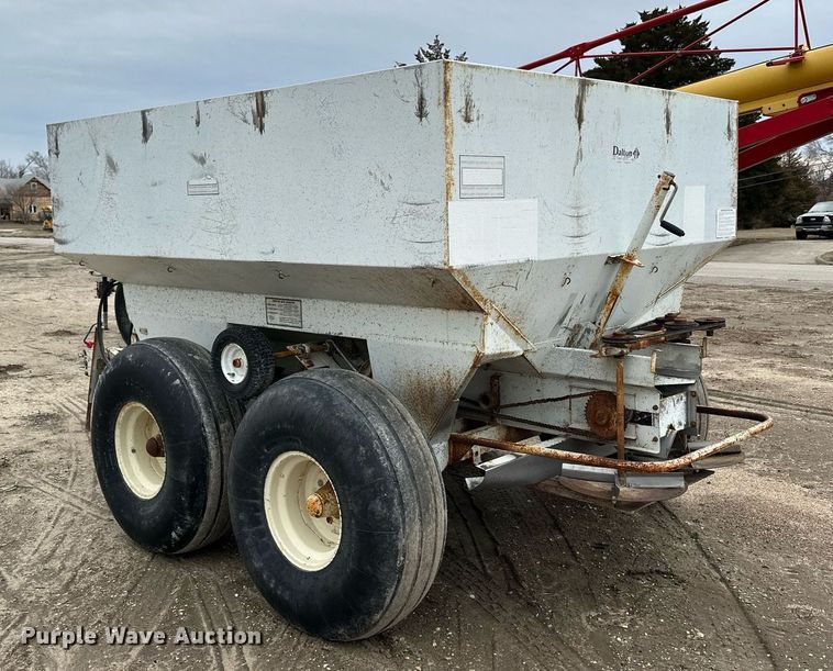 image for item NJ9286 Dalton 225 spreader