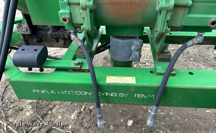 image for item NJ9287 Handlair 555 pneumatic grain conveyor