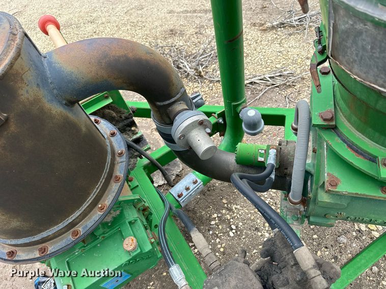 image for item NJ9287 Handlair 555 pneumatic grain conveyor