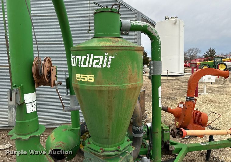 image for item NJ9287 Handlair 555 pneumatic grain conveyor