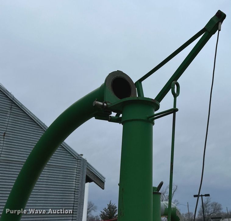 image for item NJ9287 Handlair 555 pneumatic grain conveyor