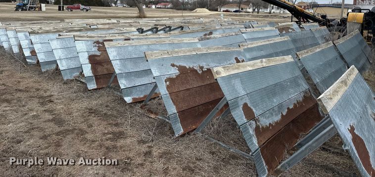 image for item NJ9290 Approximately 70 grain storage panels