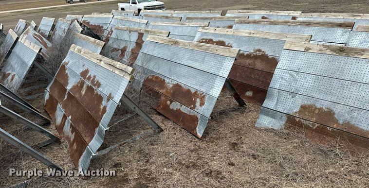 image for item NJ9290 Approximately 70 grain storage panels