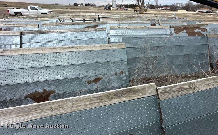 image for item NJ9290 Approximately 70 grain storage panels