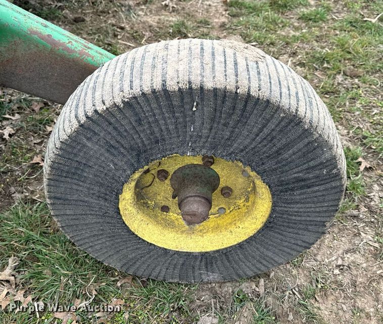 image for item NM9291 John Deere HX10 rotary mower