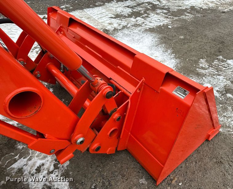 image for item NN9473 2021 Kubota M4-071D MFWD tractor