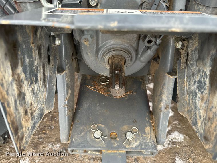 image for item NN9473 2021 Kubota M4-071D MFWD tractor