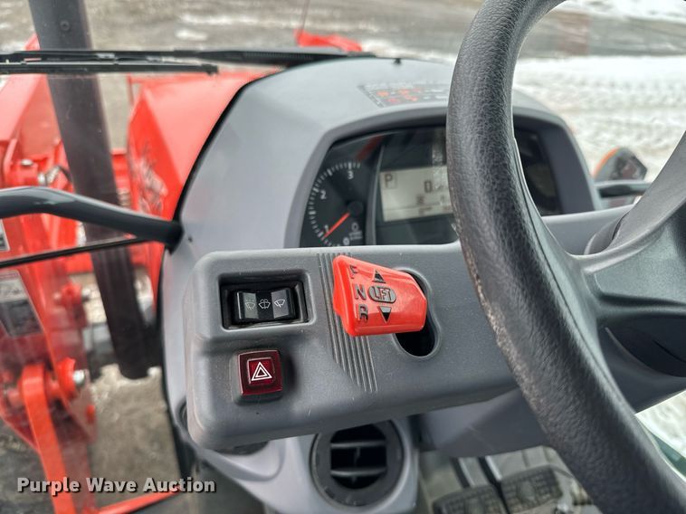 image for item NN9473 2021 Kubota M4-071D MFWD tractor