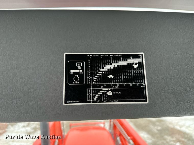 image for item NN9473 2021 Kubota M4-071D MFWD tractor