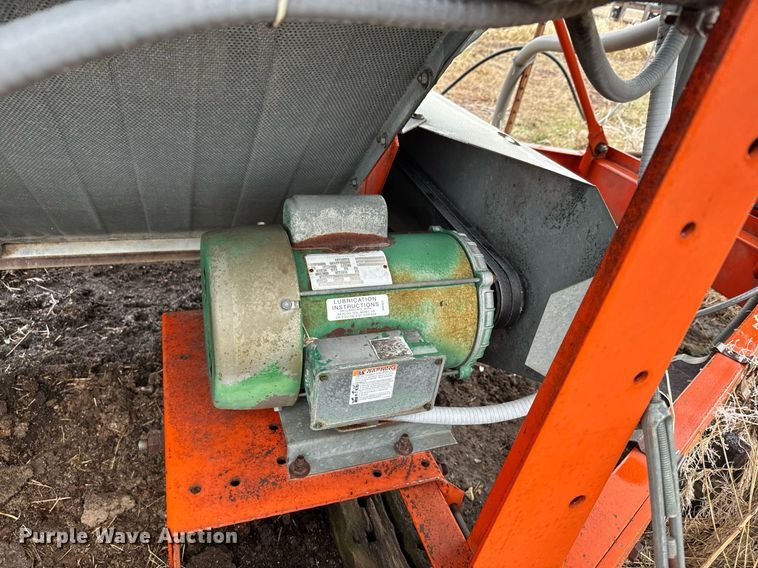 image for item NN9502 Farm Fans AB-250A grain dryer