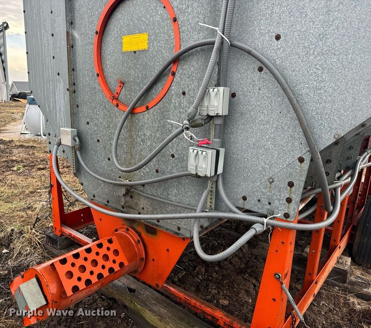 image for item NN9502 Farm Fans AB-250A grain dryer