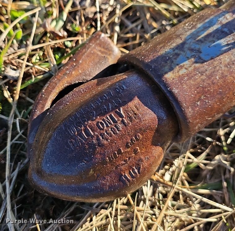 image for item NP9354 Round bale trailer