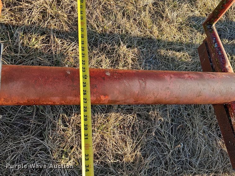 image for item NP9354 Round bale trailer