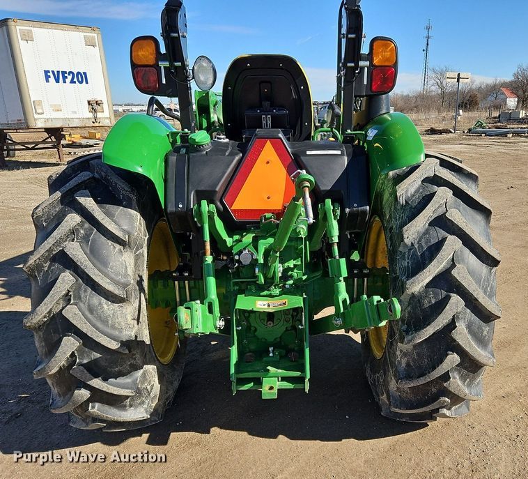 image for item NZ9149 2018 John Deere  5055E  MFWD tractor