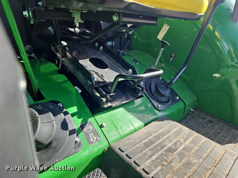 image for item NZ9149 2018 John Deere  5055E  MFWD tractor