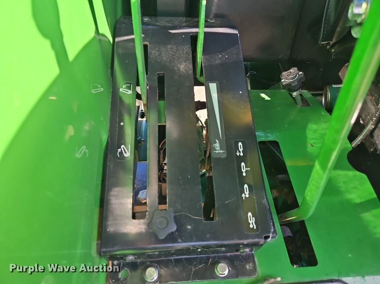 image for item NZ9149 2018 John Deere  5055E  MFWD tractor