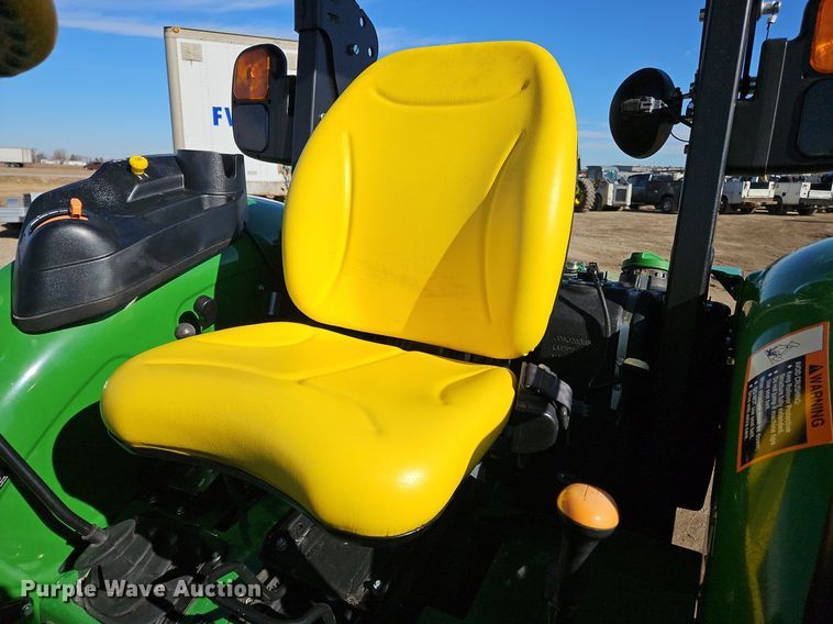 image for item NZ9149 2018 John Deere  5055E  MFWD tractor