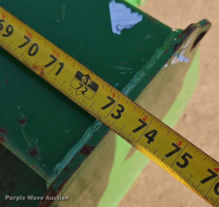 image for item NZ9149 2018 John Deere  5055E  MFWD tractor