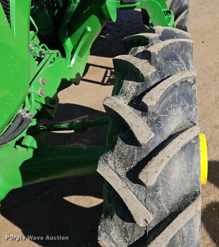 image for item NZ9149 2018 John Deere  5055E  MFWD tractor