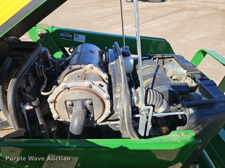 image for item NZ9150 2016 John Deere 3038E MFWD tractor