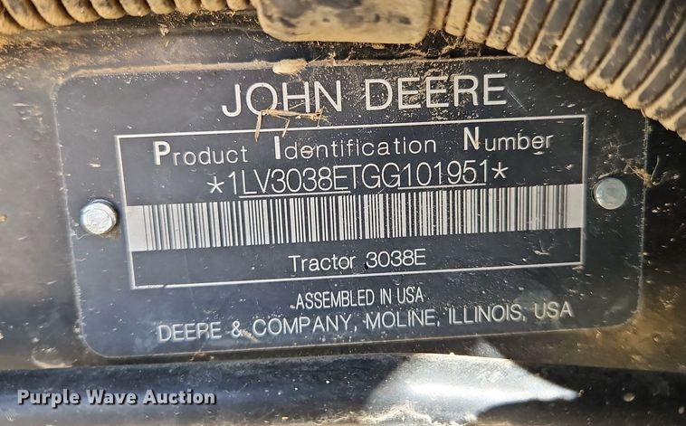 image for item NZ9150 2016 John Deere 3038E MFWD tractor