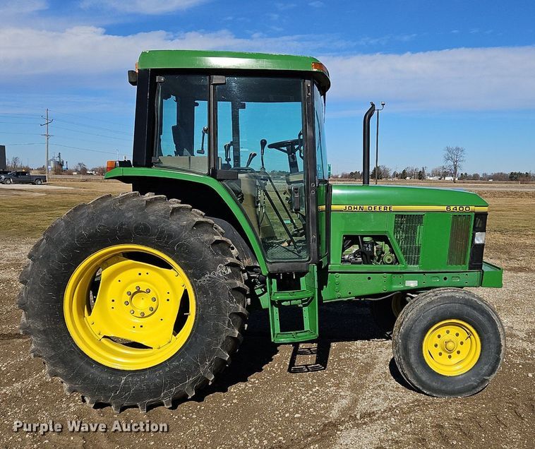 image for item NZ9151 1993 John Deere  6400 tractor