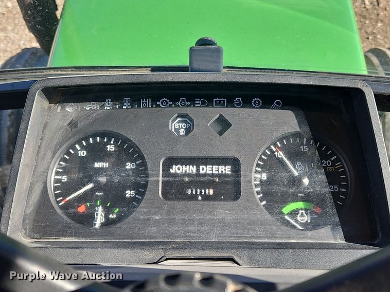 image for item NZ9151 1993 John Deere  6400 tractor