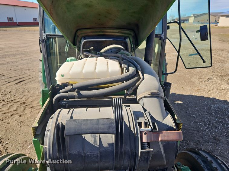 image for item NZ9151 1993 John Deere  6400 tractor