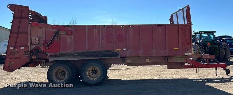 image for item OC9546 Meyer XTS3000 manure spreader