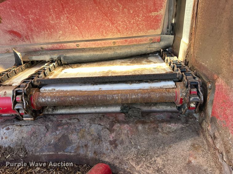 image for item OC9546 Meyer XTS3000 manure spreader