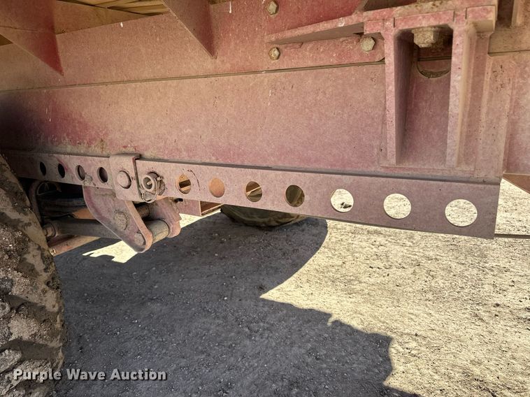 image for item OC9546 Meyer XTS3000 manure spreader