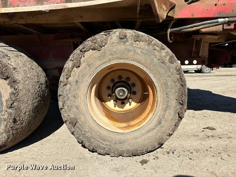 image for item OC9546 Meyer XTS3000 manure spreader