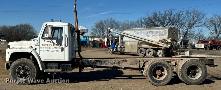 image for item OD9984 1984 International  1954 truck cab and chassis