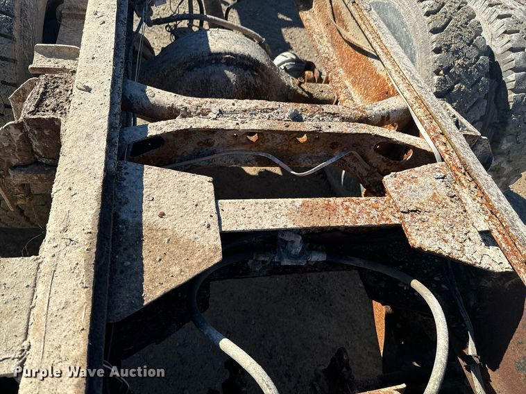 image for item OD9984 1984 International  1954 truck cab and chassis