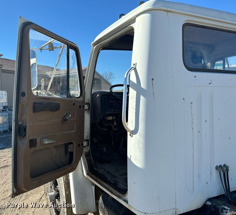 image for item OD9984 1984 International  1954 truck cab and chassis