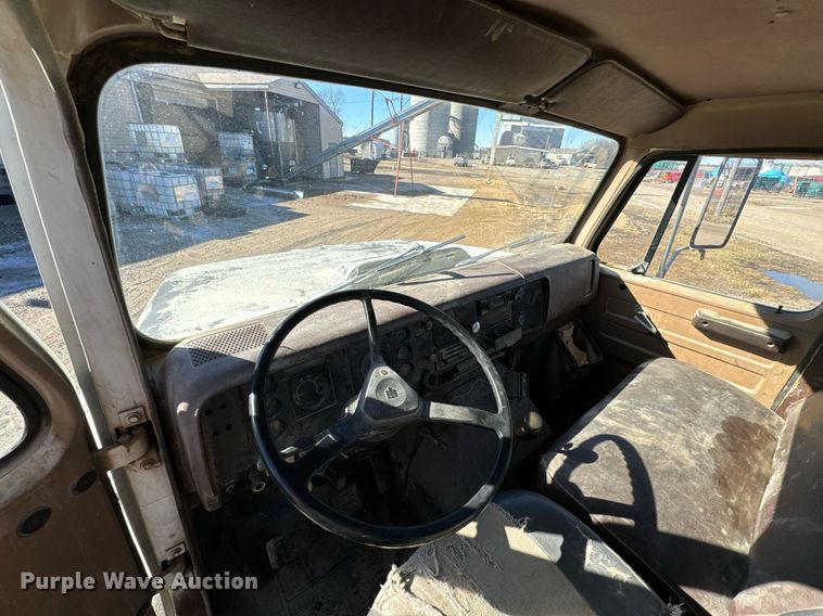 image for item OD9984 1984 International  1954 truck cab and chassis